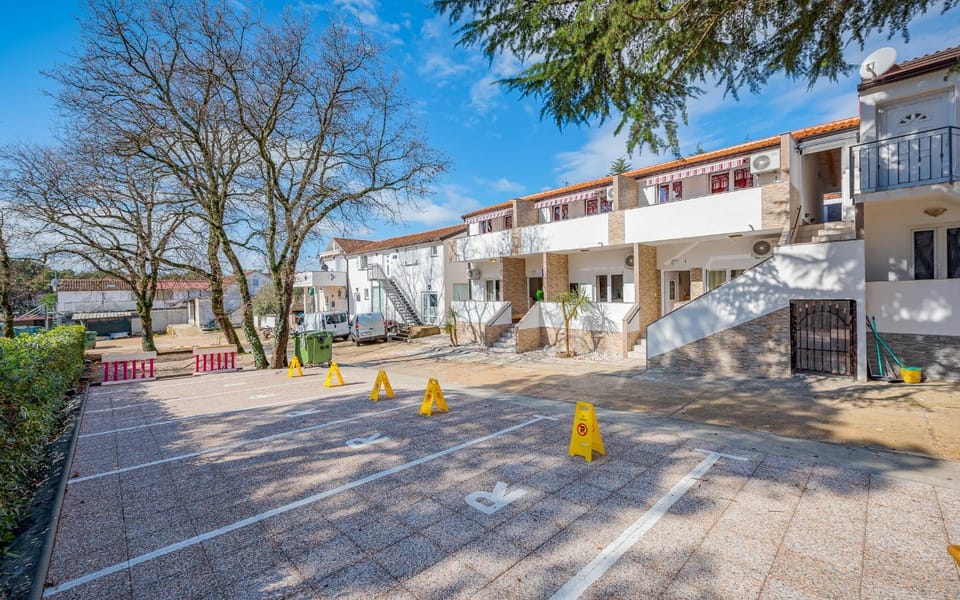 Property building, Off site