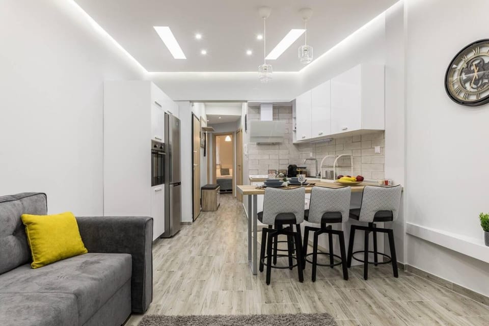 Kitchen or kitchenette, Living room, Dining area