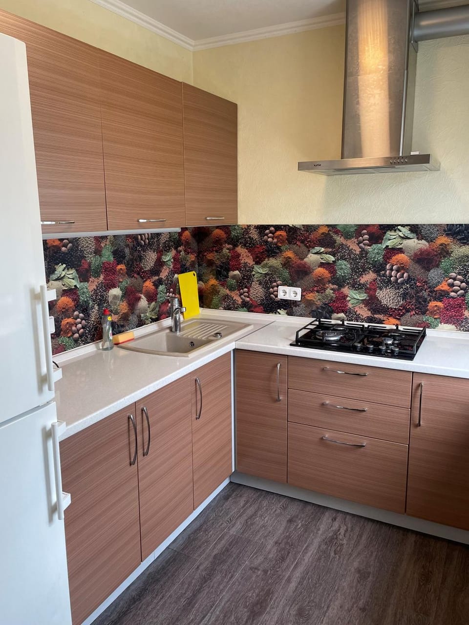 Kitchen or kitchenette, kitchen, kitchen