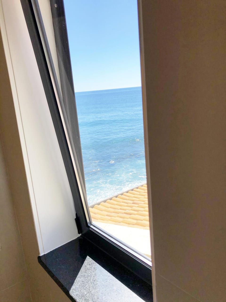 Shower, Sea view