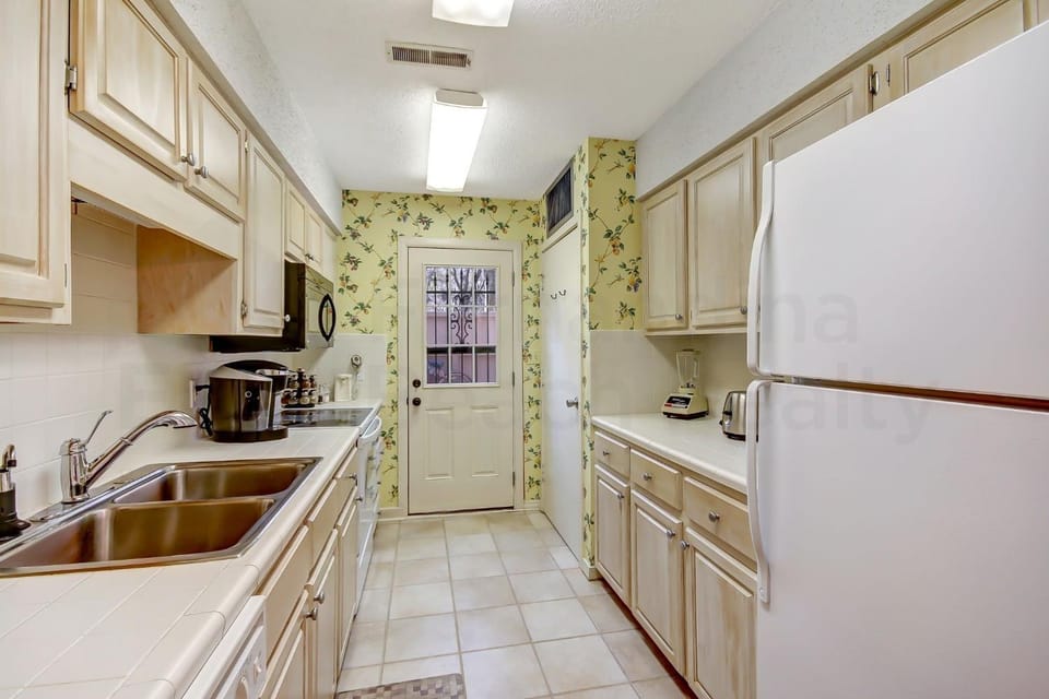 Fairway Oaks Villa Condo Apartment in Amelia Island