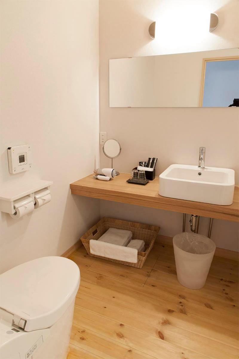 Toilet