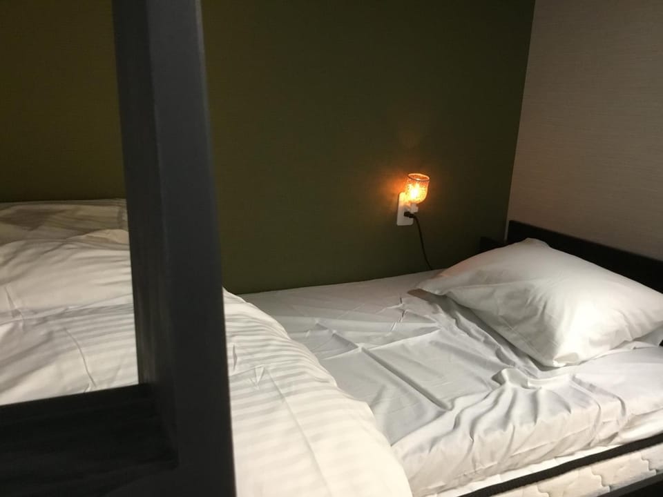 Bed, Photo of the whole room, Bedroom, bunk bed
