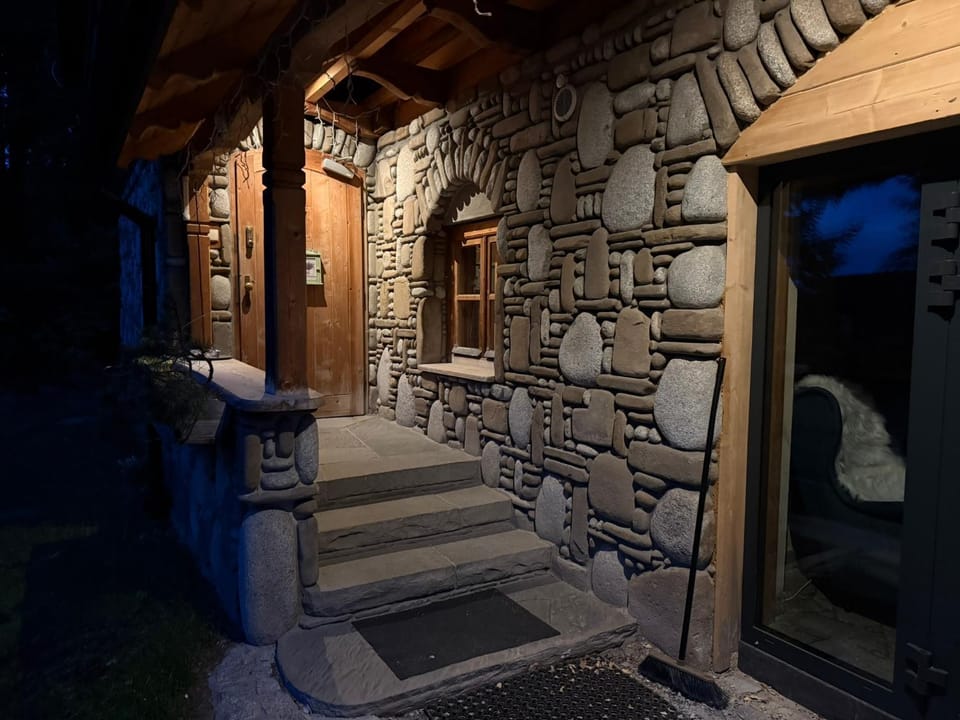 Property building, Night