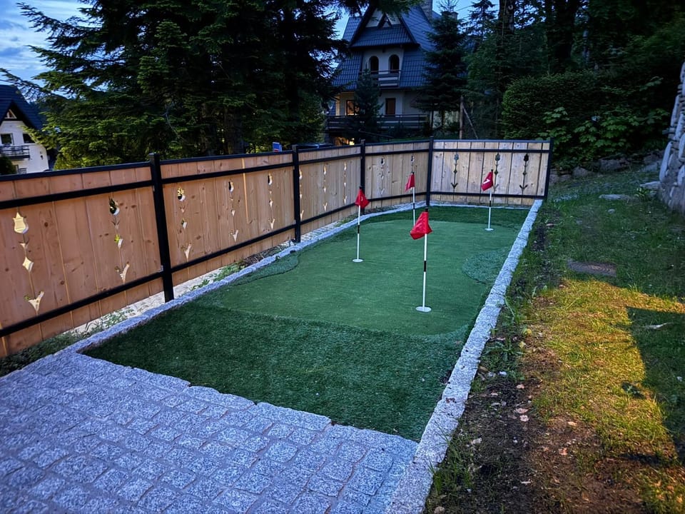 Children play ground, Minigolf