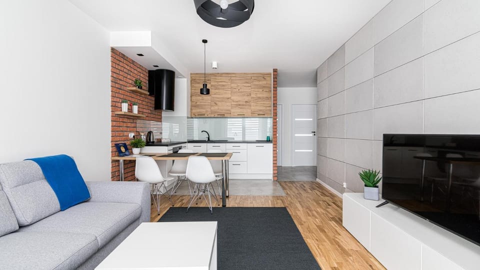 TV and multimedia, Kitchen or kitchenette, Living room, Seating area, Dining area