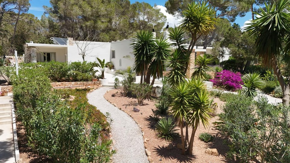Boutique Hotel CASA CARACOL - Apartments in Strandnähe, Salzwasserpool, Fotovoltaik, Adults Only Apartment in Ibiza