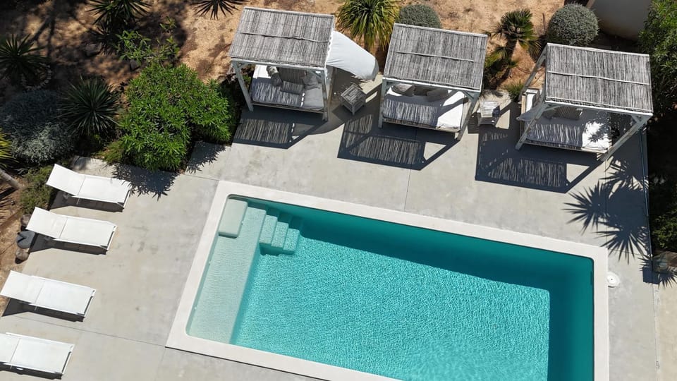 Boutique Hotel CASA CARACOL - Apartments in Strandnähe, Salzwasserpool, Fotovoltaik, Adults Only Apartment in Ibiza