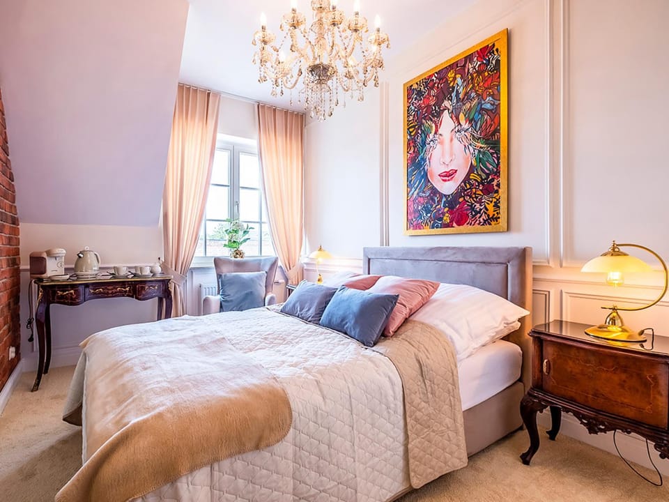 Bed, View (from property/room), Other, Decorative detail, Bedroom