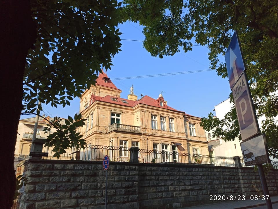 Property building, Facade/entrance, Spring, Day, Summer, Autumn, On site, City view, City view, Street view, Street view, Area and facilities, Area and facilities, Area and facilities, Location, Quiet street view