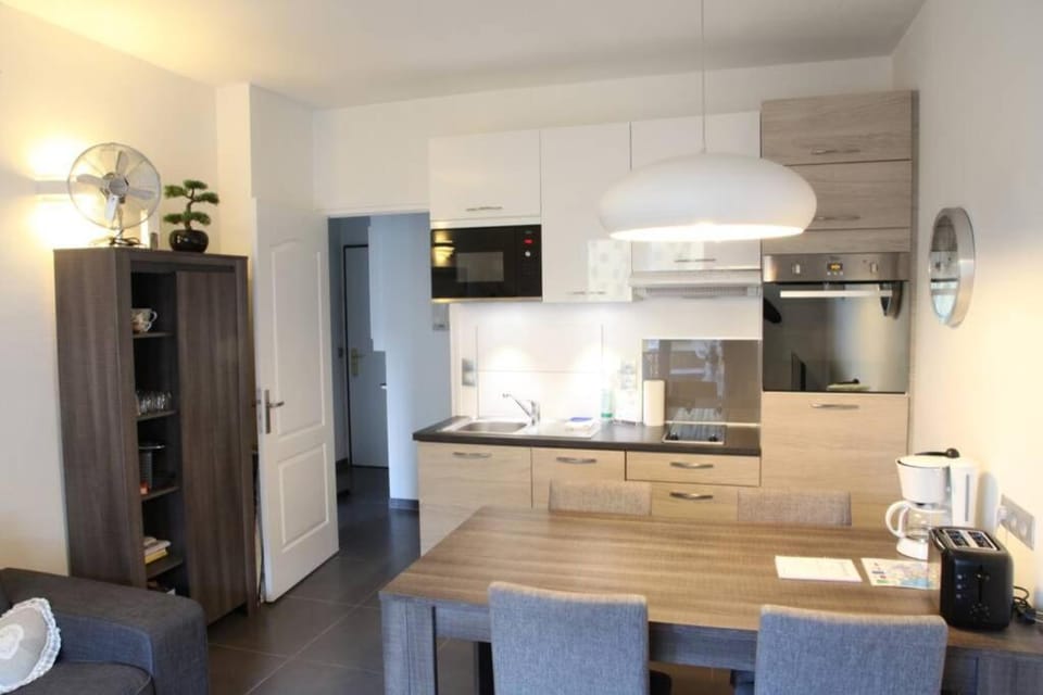 LE GRUFFAZ - Hyper centre, Balcon sur canal Apartment in Annecy