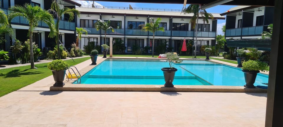 Property building, Swimming pool