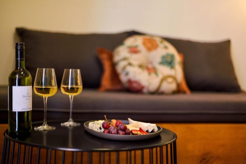 Neorion Living Apartment in Chania