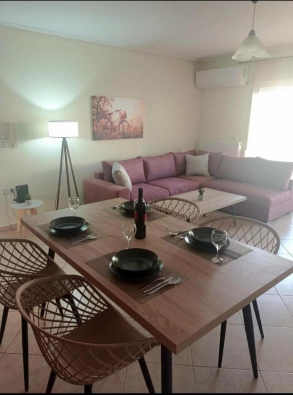 Living room, Seating area, Dining area