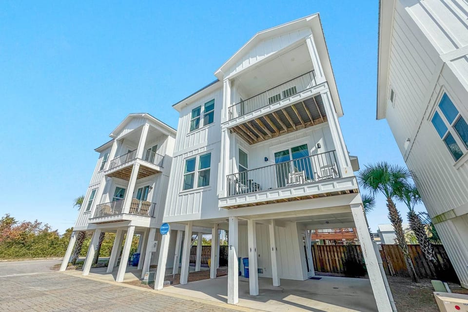 Driftwood Cottage House in Gulf Shores