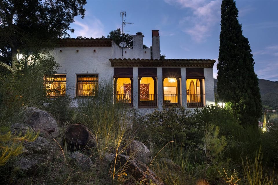 Property building, Garden