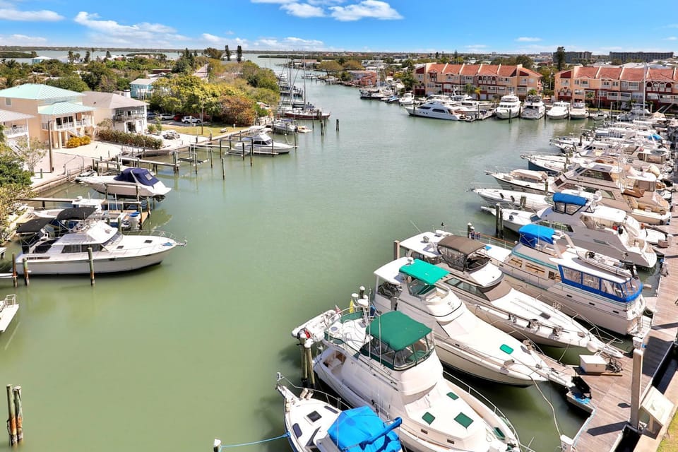 Bay Front Oasis House in Madeira Beach