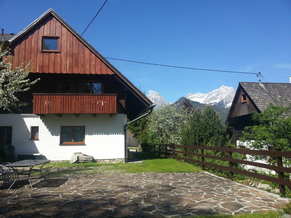 Property building, Garden, Garden view, Mountain view