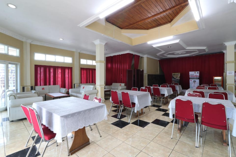 Banquet/Function facilities, Seating area