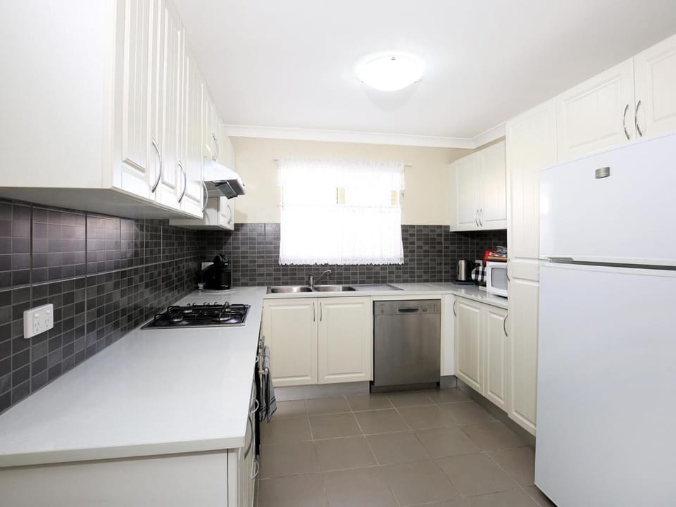Kingfisher I Pet Friendly I 10 Min Walk to Beach House in Saint Georges Basin