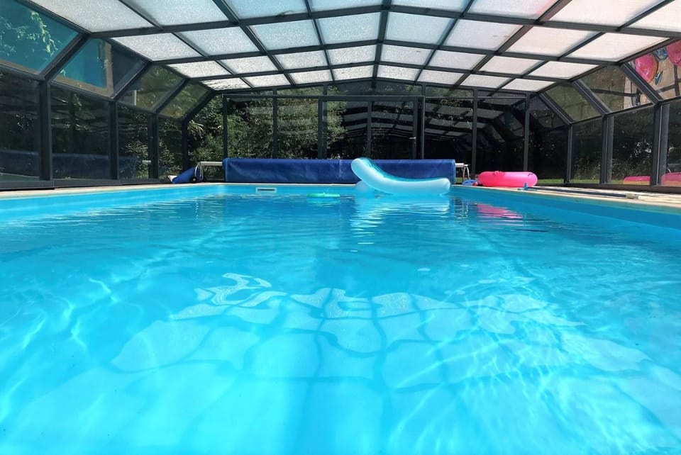 Villa de plain-pied avec WIFI, piscine privée sous abris haut à PLEUMEUR-BODOU - Ref 461 Villa in Perros-Guirec