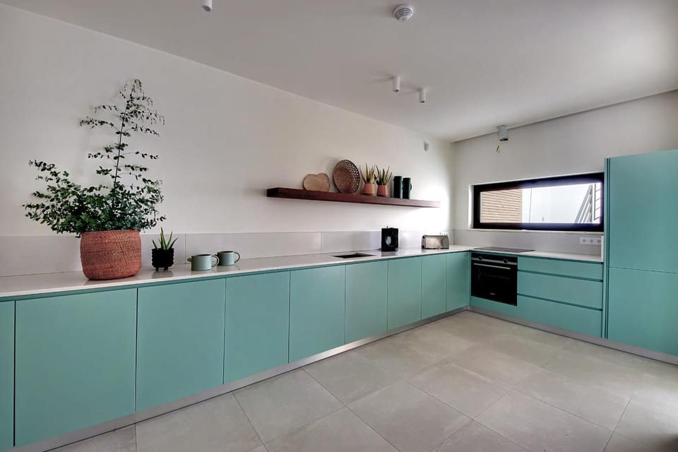 Balcony/Terrace, Kitchen or kitchenette, Garden view, stove