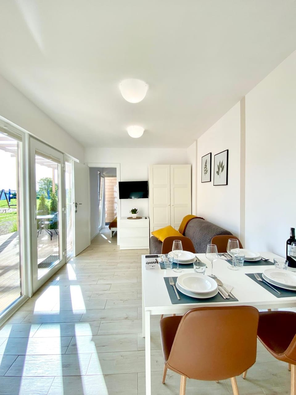 TV and multimedia, Living room, Seating area