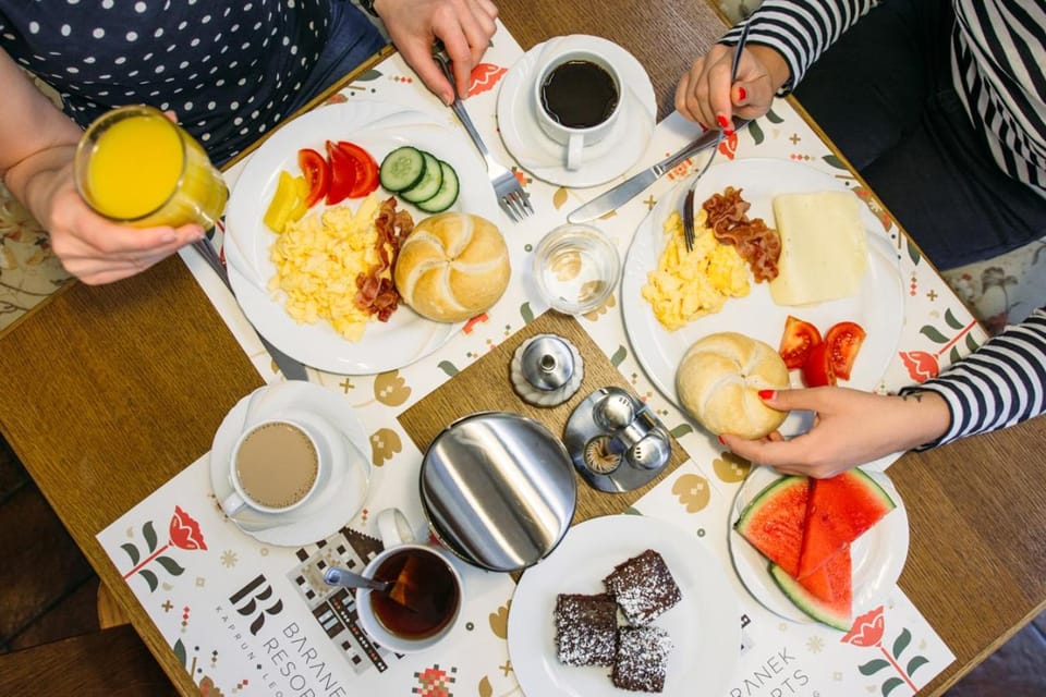 Food and drinks, Food, Breakfast, Continental breakfast, Buffet breakfast