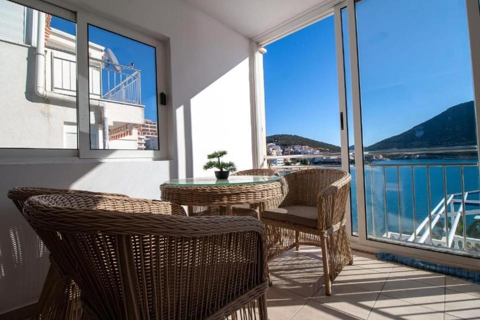 Day, Seating area, Sea view