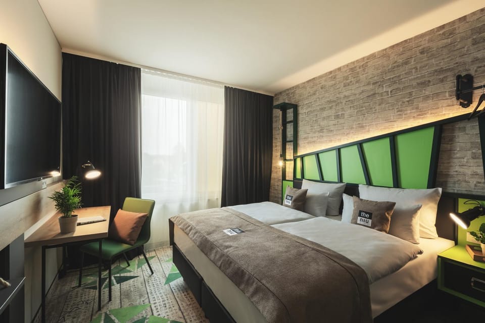 Bed, TV and multimedia, Photo of the whole room, Bedroom, pet friendly, soundproof