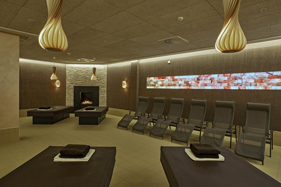 Sauna, Steam room, Spa and wellness centre/facilities