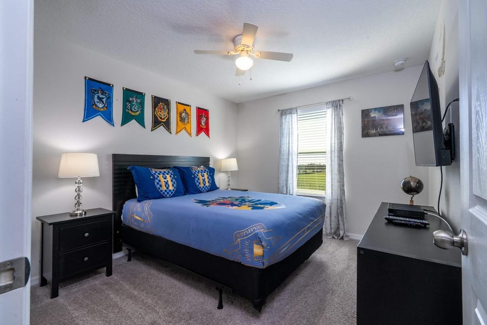 Family Friendly Four Bedroom w/ Pool @SolaraResort 1517 House in Four Corners