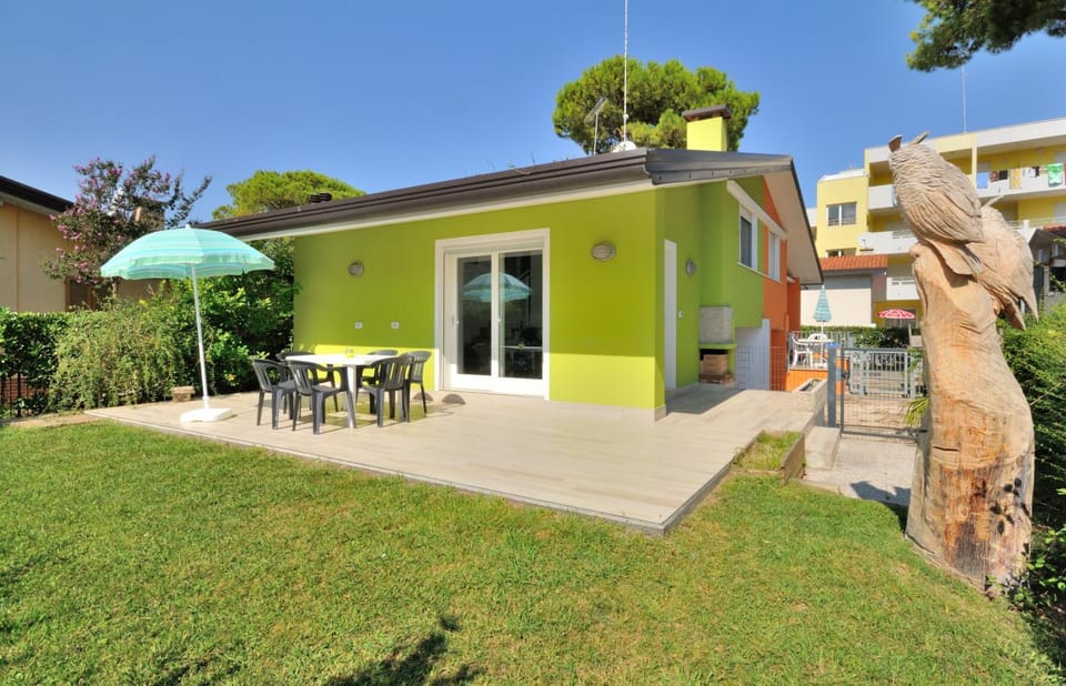 Property building, Garden, Garden, Garden view, Garden view