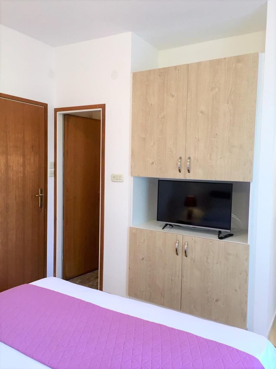 Zlatko Apartments Apartment in Tisno