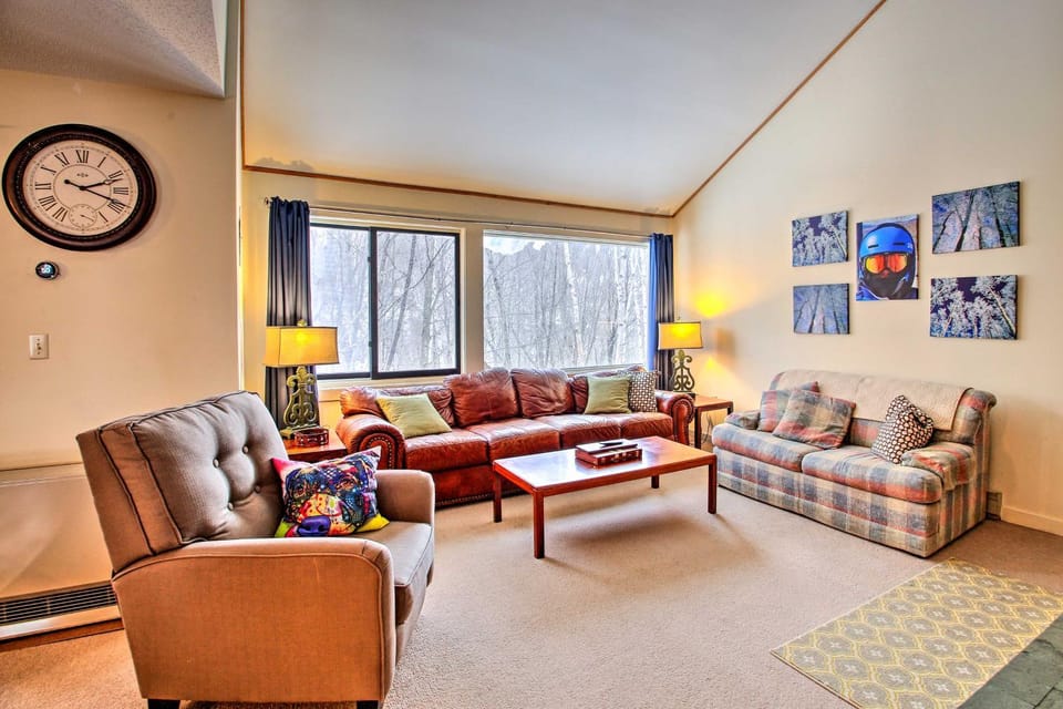 Loon Mountain Condo w/ Pool & Game Room Access! House in Lincoln
