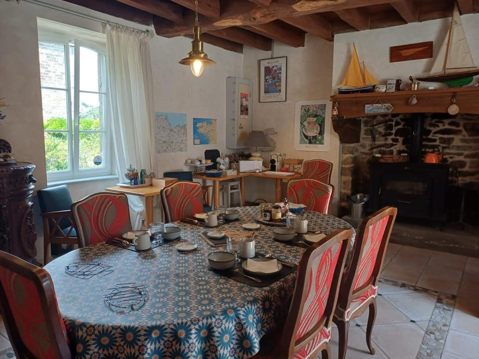 Le Jardin à Mordreuc Bed and Breakfast in France