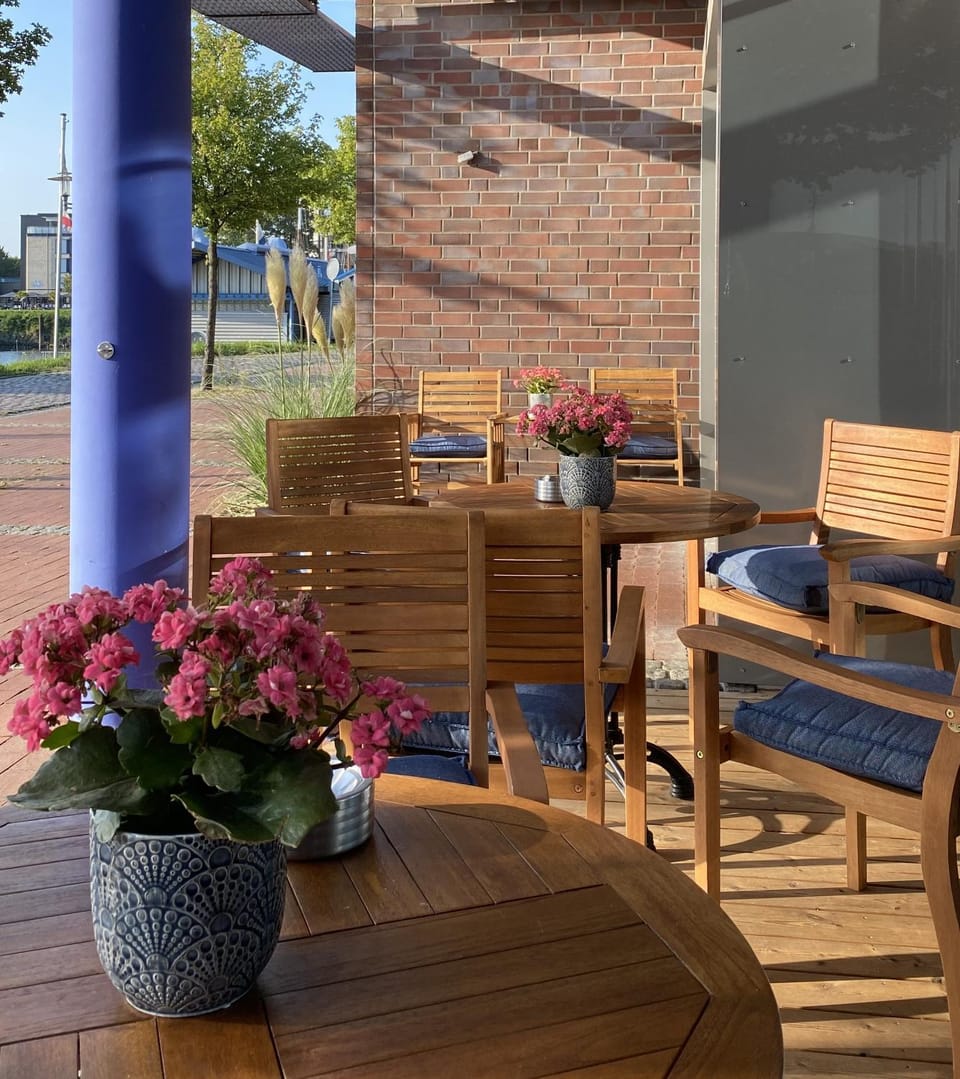 Balcony/Terrace, Lobby or reception