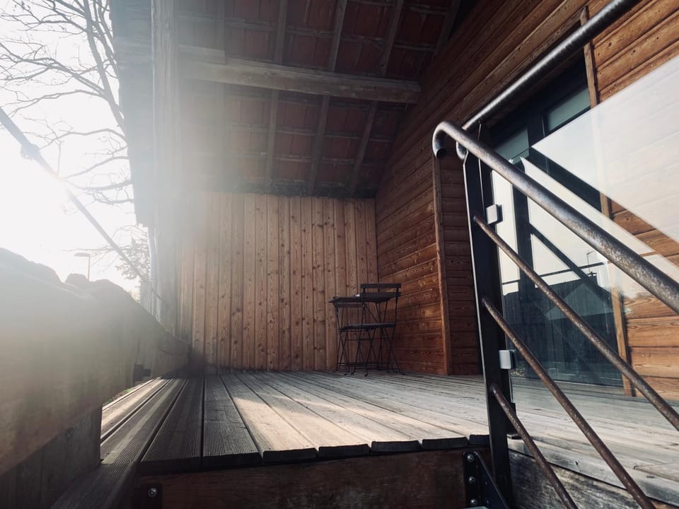 Patio, Facade/entrance