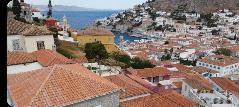 City view, Mountain view, Sea view