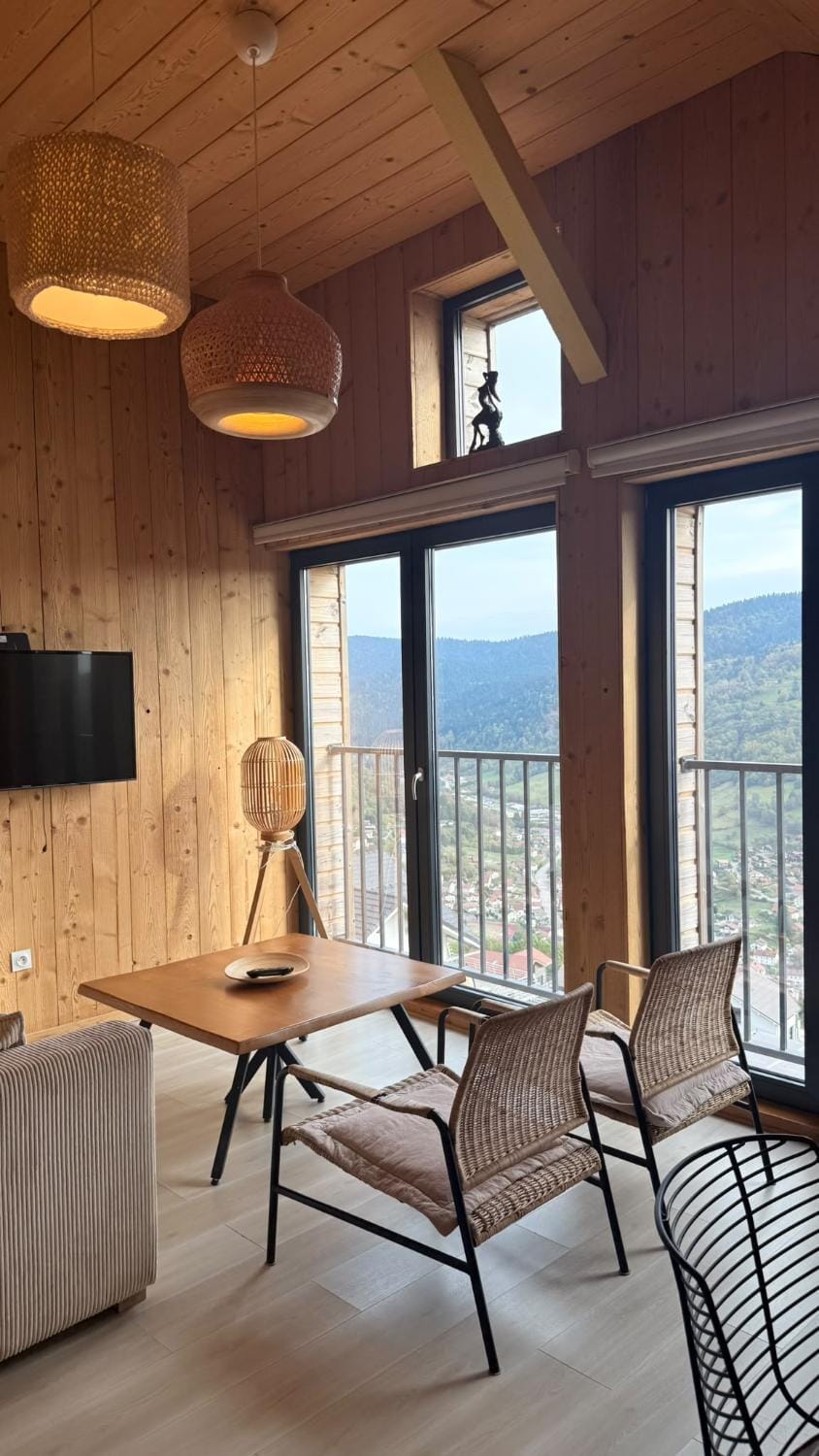 TV and multimedia, View (from property/room), Living room, Dining area