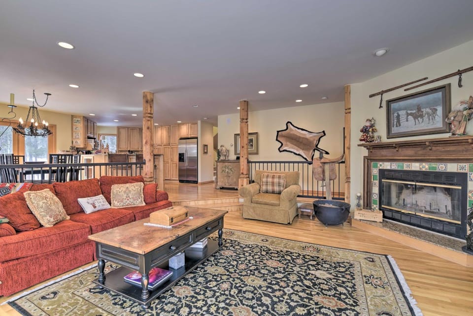 Spacious Angel Fire Cabin < 4 Miles to Resort! Cabin in Angel Fire