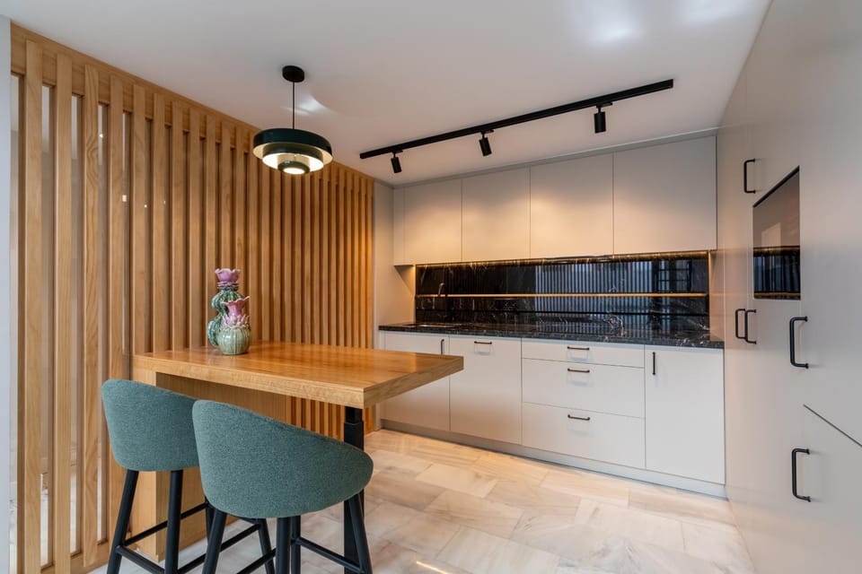 Kitchen or kitchenette, stove