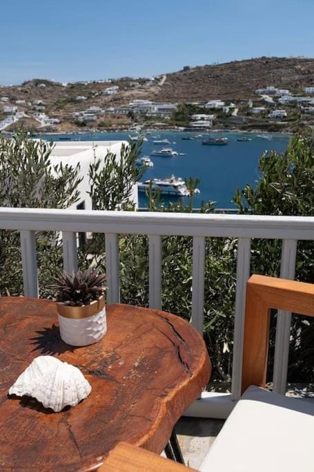 Ornos Vibes 1 Apartment in Mykonos, Mikonos 846 00, Greece