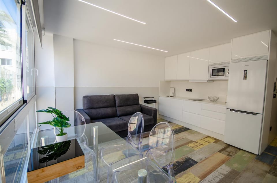 Emalco 1-8 Centro Beach Apartment in Benidorm