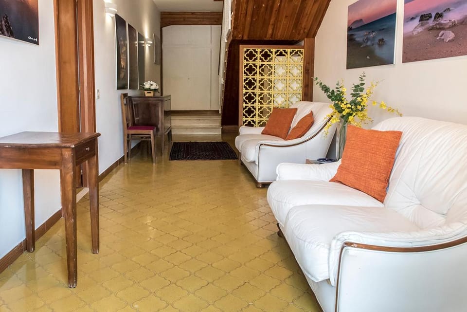 M262 - Marcelli, quadrilocale ristrutturato con terrazzo vista mare 1p Apartment in Marcelli