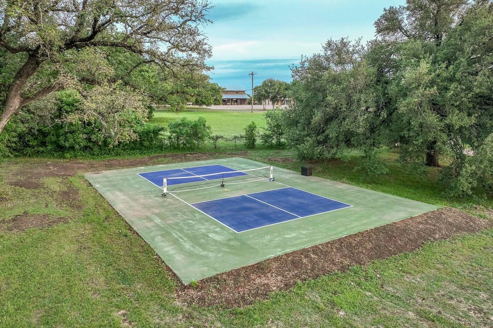 Container Home with Rooftop Views and Pickleball House in Rio Grande