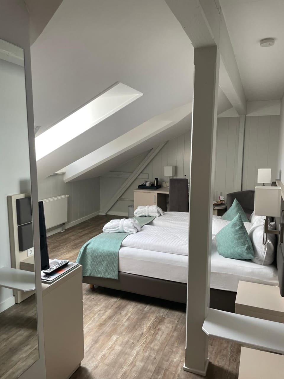 Photo of the whole room