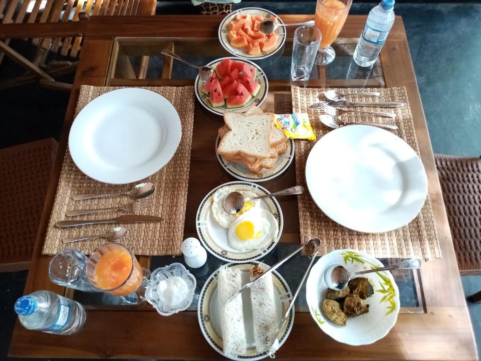 Food and drinks, Food, Breakfast, Drinks