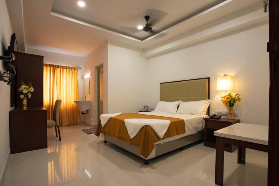 Hotel Viswa Grand Hotel in Tamil Nadu