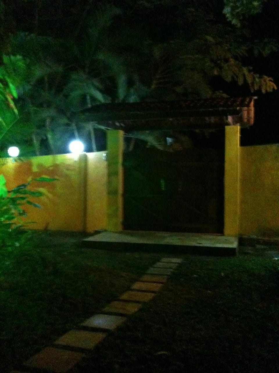 Facade/entrance, Garden, Garden view